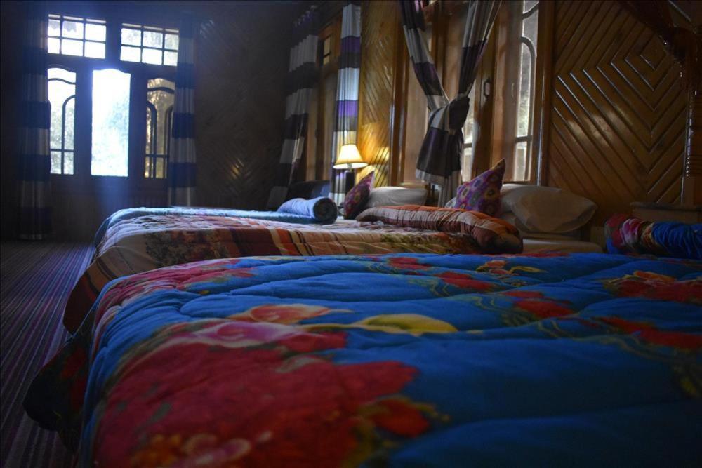 Cozy Lodge Gilgit Ngoại thất bức ảnh