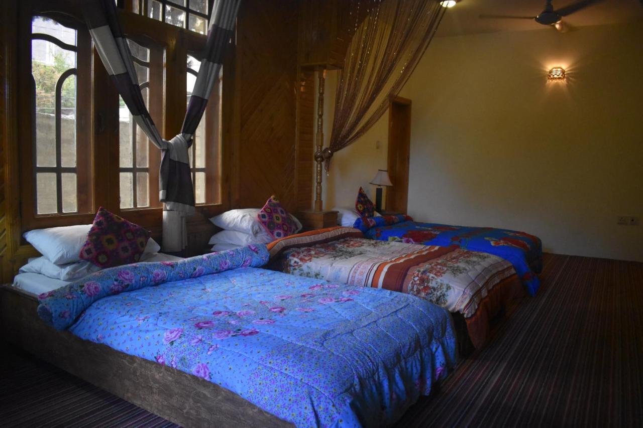 Cozy Lodge Gilgit Ngoại thất bức ảnh